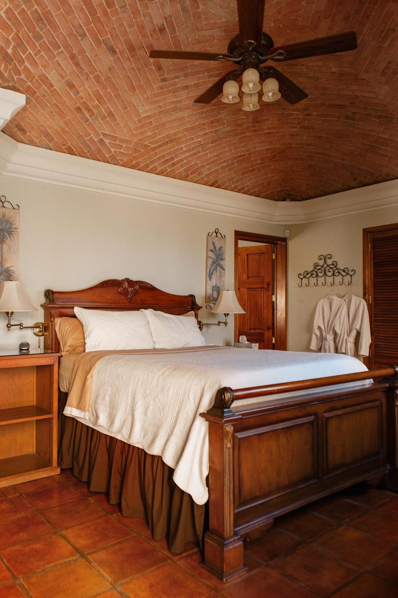 Casa Grande Luxury Boutique Hotel Альенде Экстерьер фото
