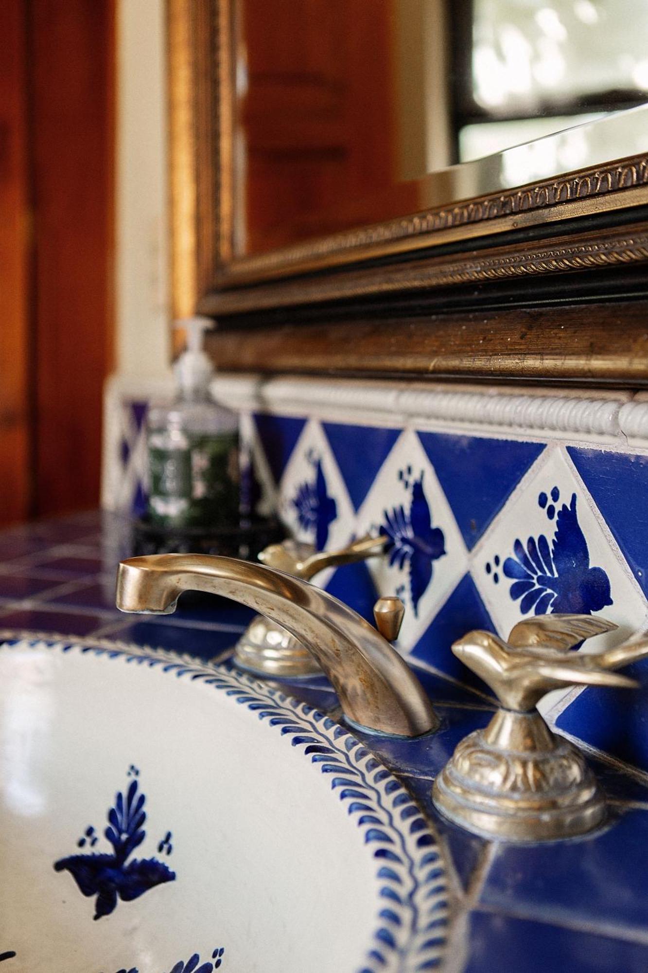 Casa Grande Luxury Boutique Hotel Альенде Экстерьер фото